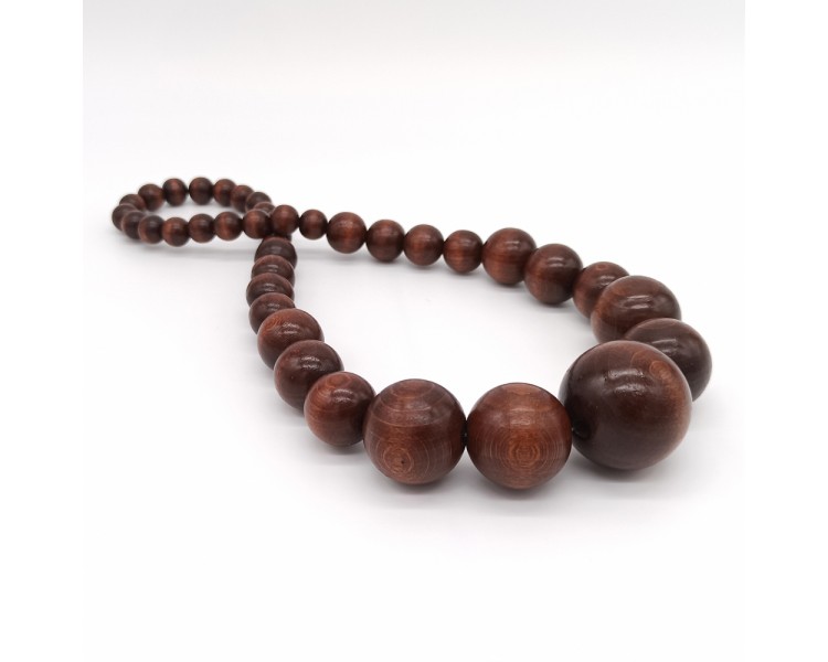 Dřevěné korále dlouhé – čokoládově hnědé